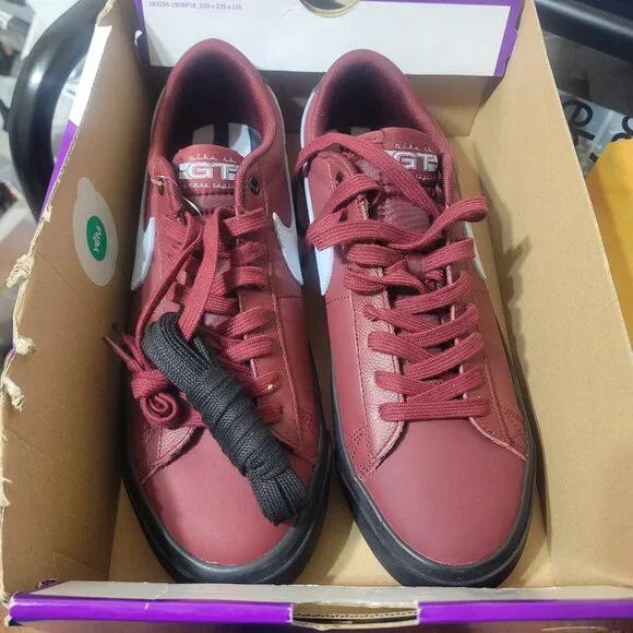 Nike SB Blazer Low Pro GT Grant Taylor Team Red Light Blue DV1226-600 11 & 12 - Picture 13 of 15